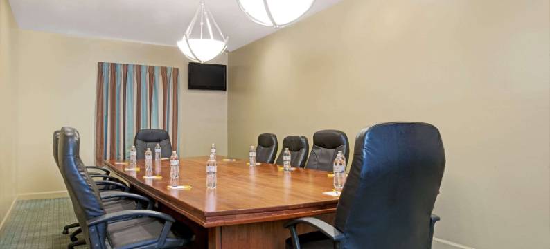 圣路易斯市中心戴斯酒店(Days Inn by Wyndham Downtown St. Louis)图片