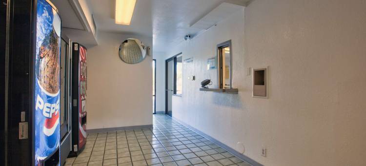 弗多斯塔大学6号汽车旅馆(Motel 6 Valdosta, GA - University)图片