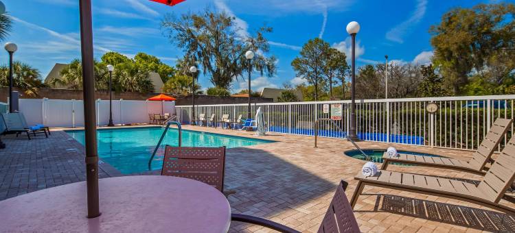 湖郡贝斯特韦斯特优质套房酒店(Best Western Plus Chain of Lakes Inn  Suites)图片