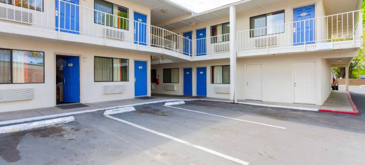 克拉马斯福尔斯6号汽车旅馆(Motel 6 Klamath Falls, or)图片
