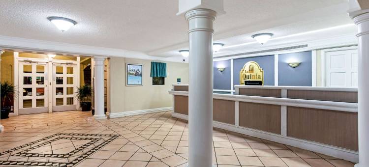 丹佛北格伦拉昆塔温德姆酒店(La Quinta Inn by Wyndham Denver Northglenn)图片