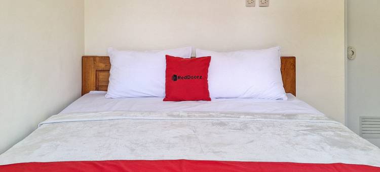 红门酒店清真-吉瓦岸汽车总站附近(Reddoorz Syariah Near Terminal Bus Giwangan)图片