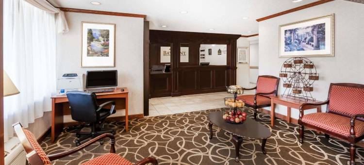 大急流城机场呗盟套房酒店(Baymont by Wyndham Grand Rapids Airport)图片