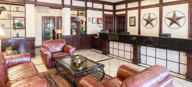 拉夫金凯艺套房酒店(Quality Inn & Suites Lufkin)图片