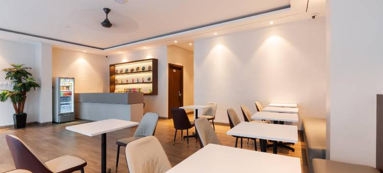 都市景观酒店 森卡朗 雅加达 - 由红门酒店管理(Urbanview Hotel Cengkareng Jakarta by RedDoorz)图片