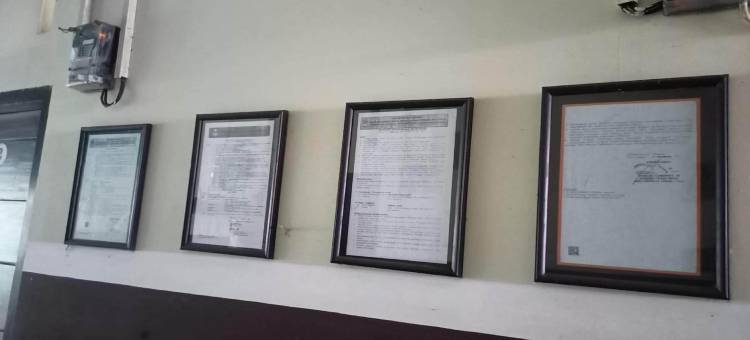 OYO 酒店777号巴鲁加旅馆靠近肯达里萨雷沃音乐工作室(Hotel O Pondok Baruga 777 Near Sarewo Musik Studio Kendari)图片