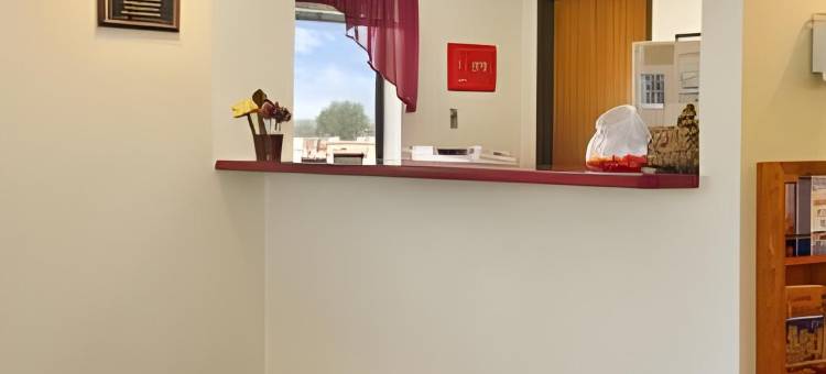 扬克顿戴斯酒店(Days Inn by Wyndham Yankton SD)图片