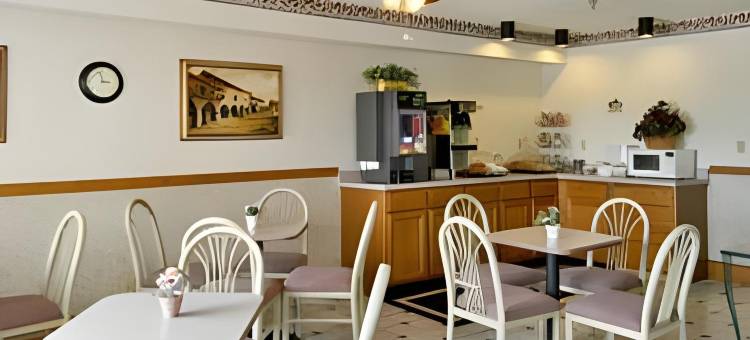 加德纳温德姆速8酒店(Super 8 by Wyndham Gardner)图片