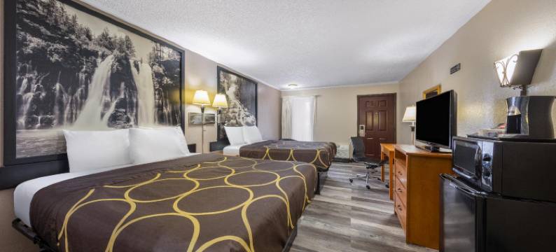 温德姆速8堪萨斯城机场北(Super 8 by Wyndham Kansas City Airport North)图片