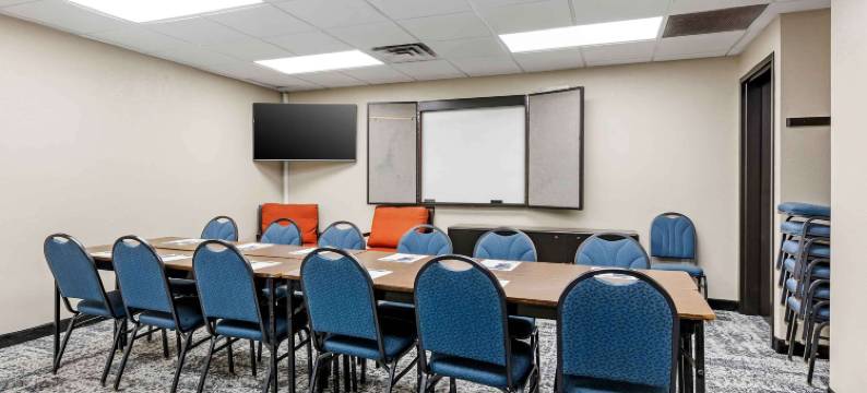 Extended Stay America 套房 - 布法罗 - 机场(Extended Stay America Suites - Buffalo - Airport)图片