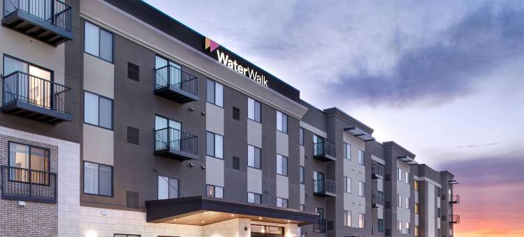 温德姆亨茨维尔长住水步酒店(WaterWalk Extended Stay Huntsville)图片