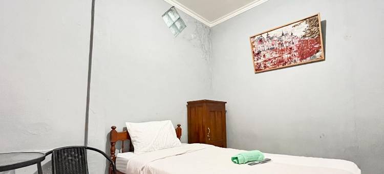 Q-Five宾馆YIA古隆普罗戈红门酒店合作(Q-Five Guest House YIA Kulon Progo Mitra RedDoorz)图片