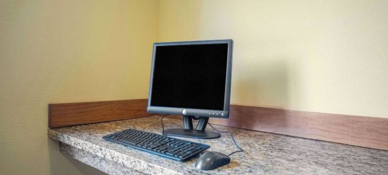 埃文斯代尔滑铁卢温德姆戴斯酒店(Days Inn by Wyndham Evansdale Waterloo)图片