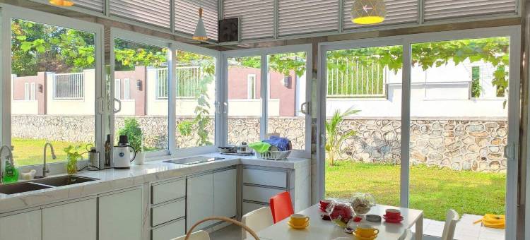 位于峇株巴辖市中心的4卧室独栋房屋-370平方米|带2个独立浴室(Tiny Farm  @ Nature Inspiration & Gathering Place)图片