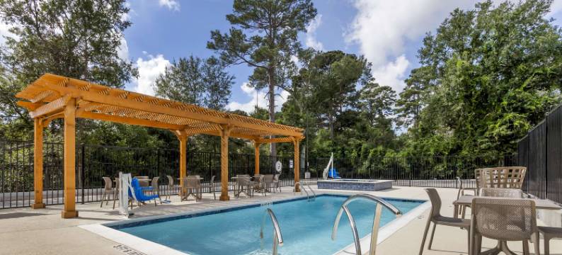 舒适酒店及套房亨茨维尔近大学(Comfort Inn & Suites Huntsville Near University)图片