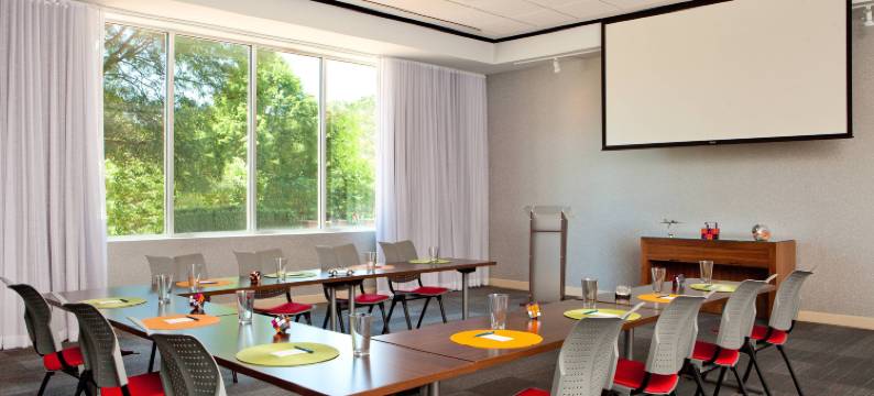 罗利雅乐轩酒店(Aloft Raleigh)图片