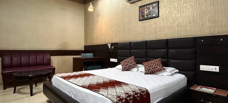 中心站旅馆和餐馆(Center Point Hotel and Restaurant)图片