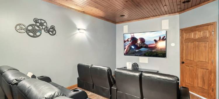 Stunning Mtn Views! Family Oasis- Movie Thtr, Hot Tub, Game Rm, 5Bd/5ba, Slps 16图片