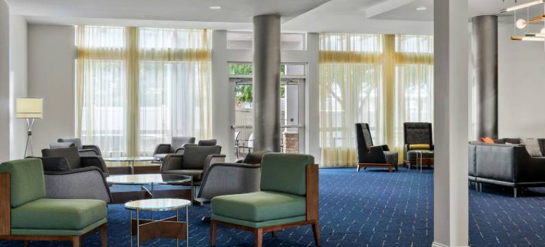 埃文斯维尔东方万怡酒店(Courtyard Evansville East)图片