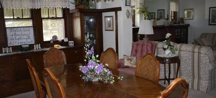 Welcome to Grandma's House! I'd love to host your family&friends! 2 night min!图片