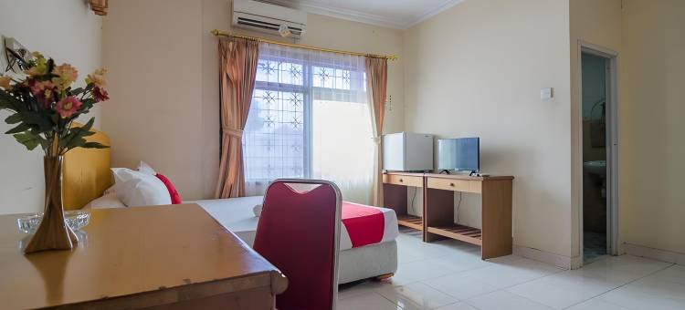 红多兹伊斯兰酒店-近贝卡派公园2号(RedDoorz Syariah Near Taman Bekapai 2)图片