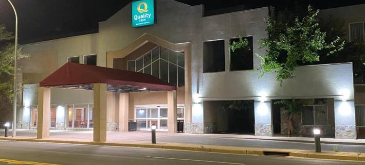 格里利市中心凯艺酒店及会议中心(Quality Inn and Conference Center Greeley Downtown)图片