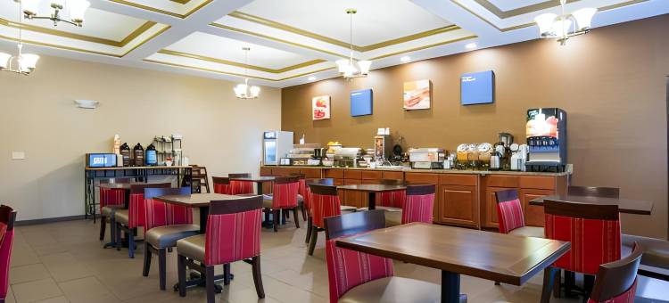 新哈芬汉登酒店及套房(Hamden Hotel and Suites – Hamden New Haven)图片