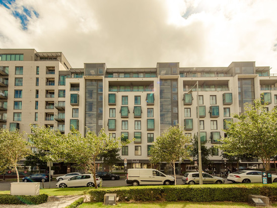 都柏林桑德佛德高级套房酒店