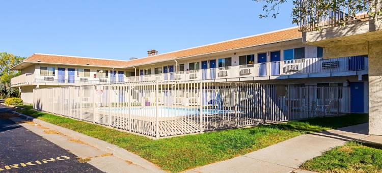 米切尔6号汽车旅馆(Motel 6 Mitchell, SD)图片