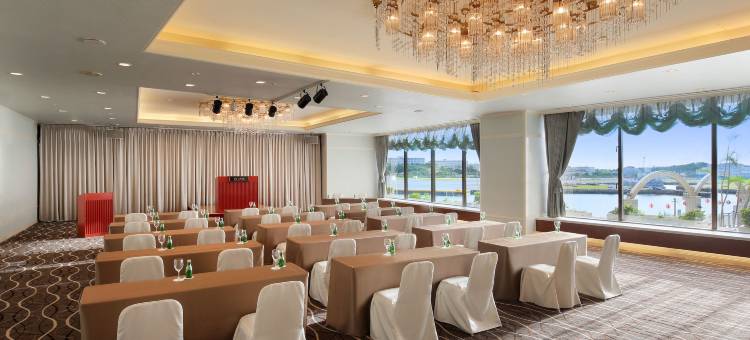 那霸遥索尔水疗中心酒店(Loisir Spa Tower Naha)图片