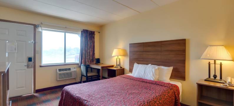 I-80 旅馆及套房(I-80 Inn & Suites)图片