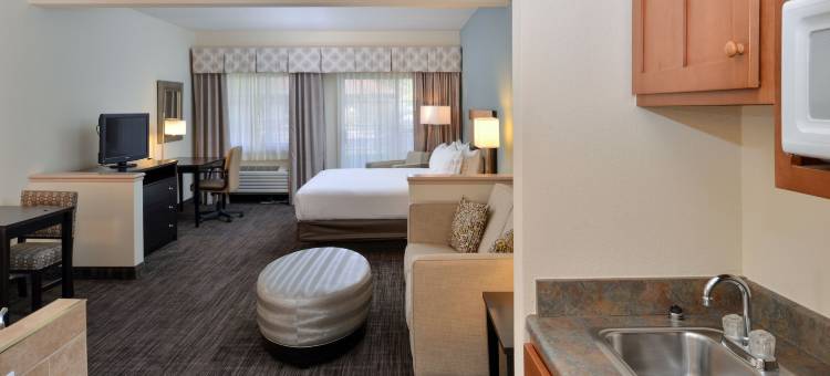 Holiday Inn Express & Suites ST。王永平(Holiday Inn Express & Suites St. Joseph Lakefront)图片