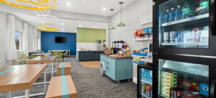 莫林四城希尔顿spark酒店(Spark by Hilton Moline Quad Cities)图片