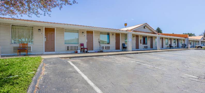 OYO Hwy 40 里奇蒙的舒适花园旅馆(Cozy Garden Inn by OYO Hwy 40 Richmond)图片