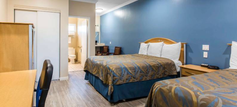 埃斯孔迪多市区罗德威酒店(Rodeway Inn Escondido Downtown)图片