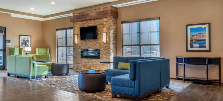 哈里斯堡西坎普希尔舒适套房酒店(Comfort Suites Camp Hill-Harrisburg West)图片