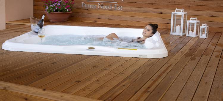 蓬塔诺德伊斯特酒店(Hotel Punta Nord Est)图片