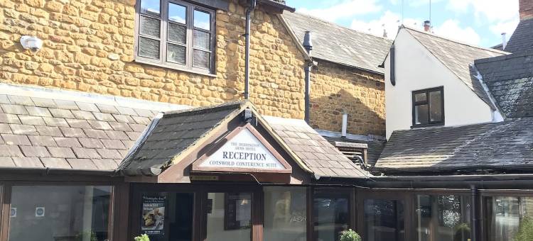 德丁顿阿姆斯酒店(The Deddington Arms)图片