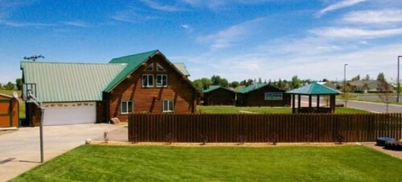 乡村小木屋旅馆(Country Cabins Inn)图片