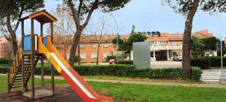 行政酒店(Hotel Executive)图片