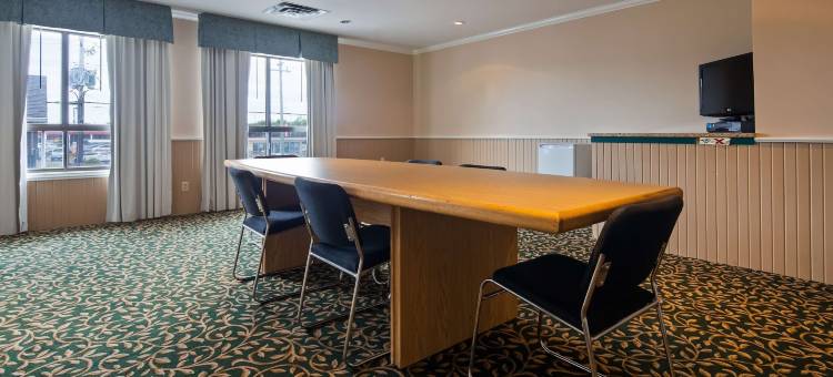 科洛尼尔贝斯特韦斯特酒店(Best Western Smiths Falls Hotel)图片