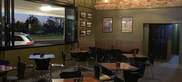 比洛埃拉酒店(Biloela Hotel)图片