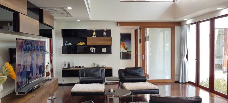 普拉纳鲁克斯泳池度假屋旅馆(Pranaluxe Pool Villa Holiday Home)图片