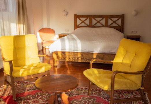 Erguvanlı Ev Hotel Overview