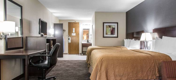 丹伯里凯艺套房酒店-近大学(Quality Inn & Suites Danbury Near University)图片