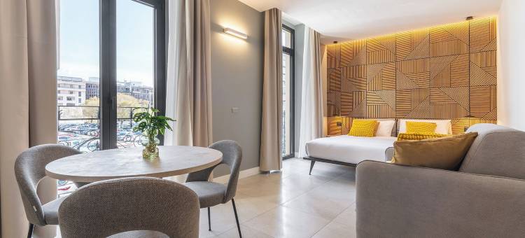 卡拉林索尼诺套房(Karalin Sonnino Suites)图片