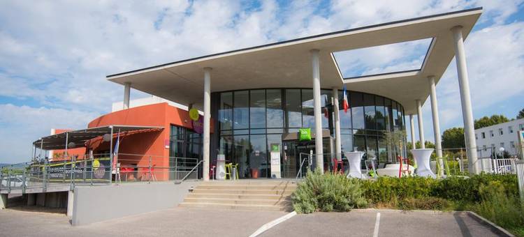 宜必思尚品佩尔蒂 Portes du Luberon 酒店(Ibis Styles Pertuis Portes du Luberon)图片