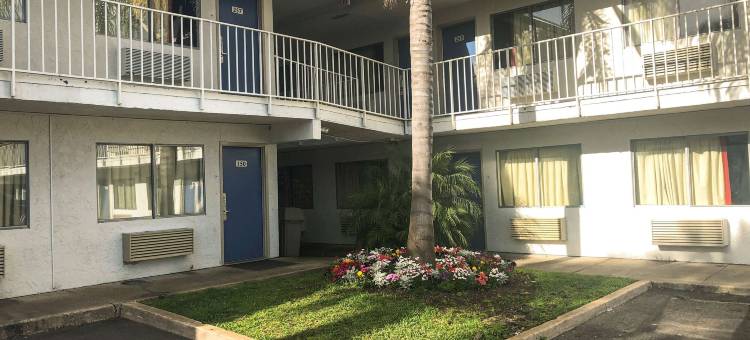 杰克逊维尔橙园6号汽车旅馆(Motel 6 Jacksonville, FL - Orange Park)图片