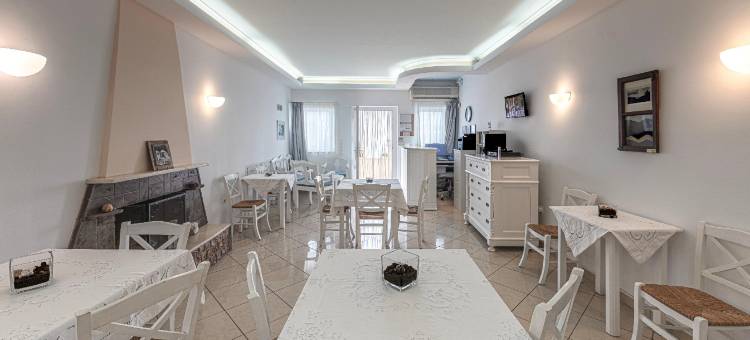 圣托里尼幻想酒店(Reverie Santorini Hotel)图片