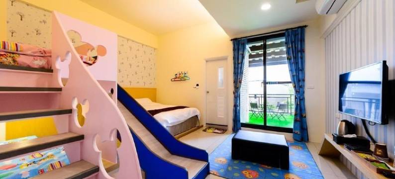 夜泊梅花鹿图片